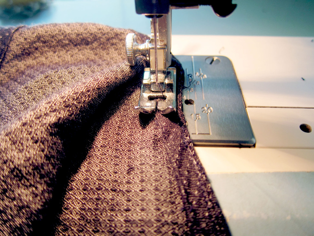 HOWTO Lower Armholes Bias Tape Version Amy Nicole Studio